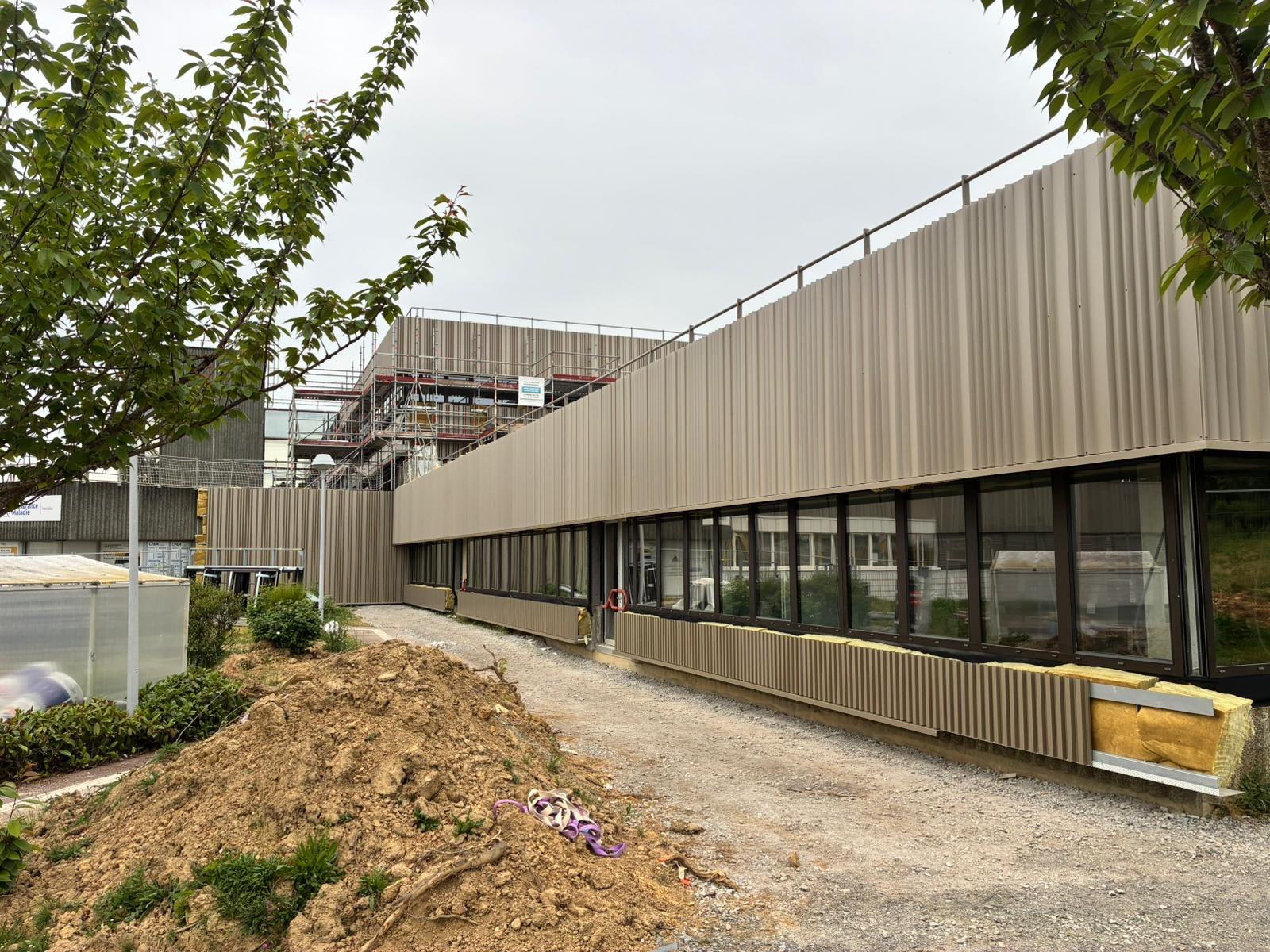 Détail de finition bardage métallique